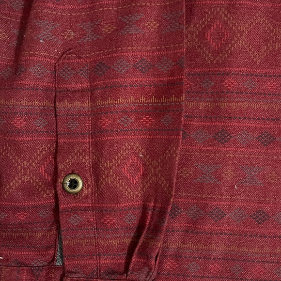 Sherpa Adventure Great Bhutan  Print buttons down shirt with beautiful buttons. - Picture 8 of 9